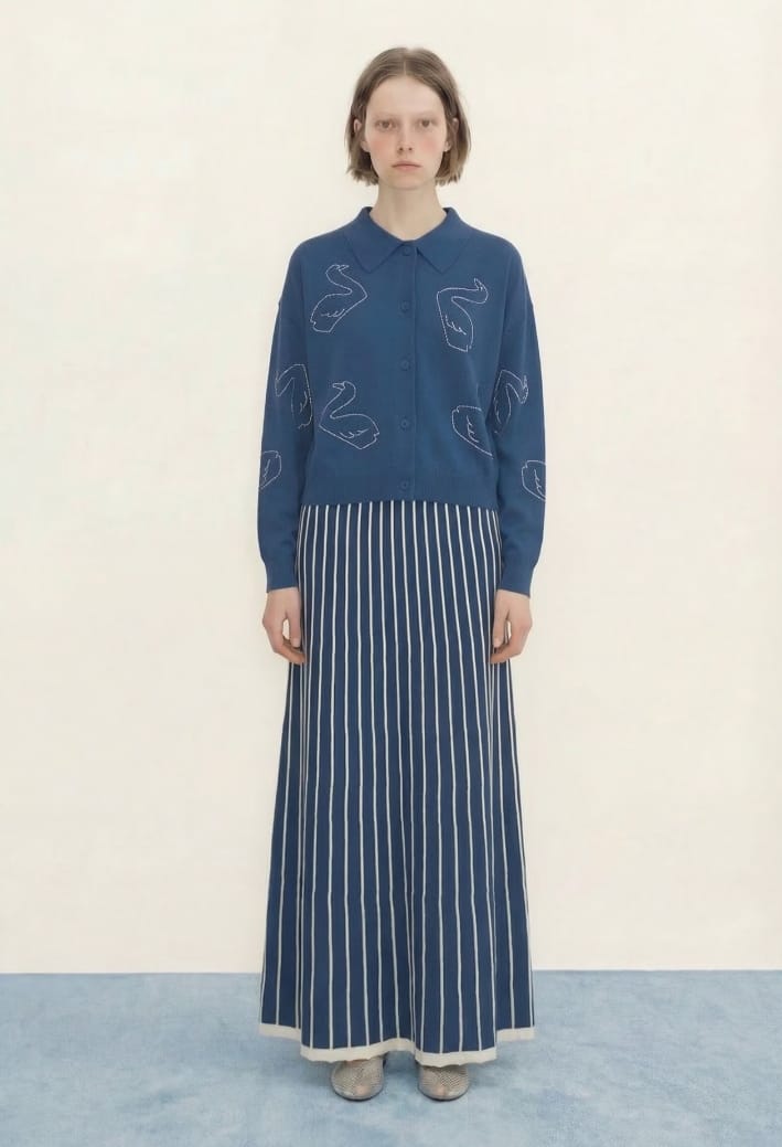 Image of 1-Cardigan bordados Swans embroidered