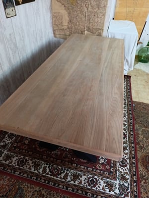 Table à dîner massive et indus'