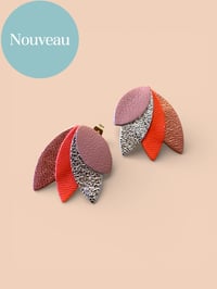 Image 1 of Boucles puces SALLY corail terracota