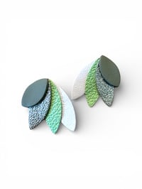 Image 2 of Boucles puces SALLY vert pomme