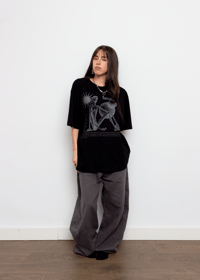 Image 2 of Estar en el mundo // Camiseta