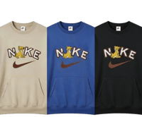 Image 4 of 🦁 Sweat Nala x Nike – Brodé avec Amour par Mamie 🧶 