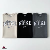 Image 3 of Sweat Belle et le C. x Nke – Brodé avec Amour par Mamie