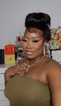 Image 4 of Kinky Straight 360 Lace Wig in 22”