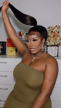 Image 1 of Kinky Straight 360 Lace Wig in 22”