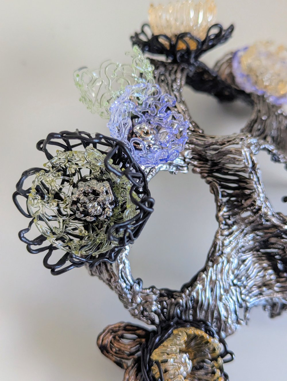 Brooch - Skull and Flowers 