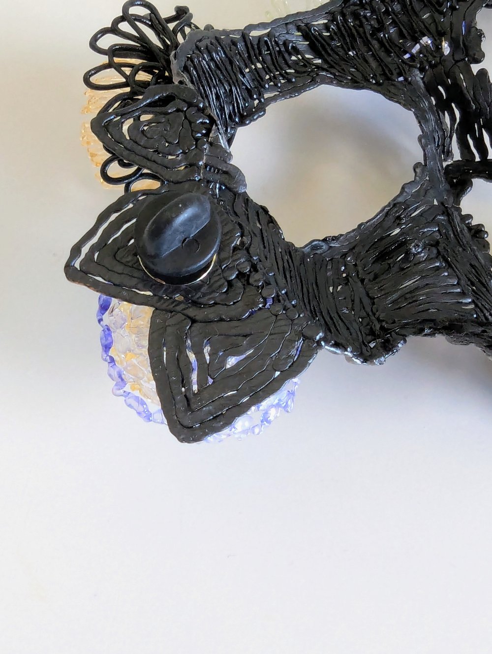 Brooch - Skull and Flowers 