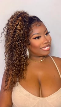 Image 4 of Deep Wave Brown Balayage 360 Lace Wig in 24”