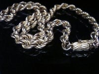 Image 3 of VINTAGE 1980 9CT YELLOW GOLD THICK CHAIN 15 INCHES 13g