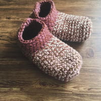 Image 1 of cabin socks 8/9