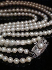 Image 8 of EDWARDIAN SILVER MIKIMOTO CULTURED PEARL DOUBLE STRAND NECKLACE IN ORIGINAL BOX