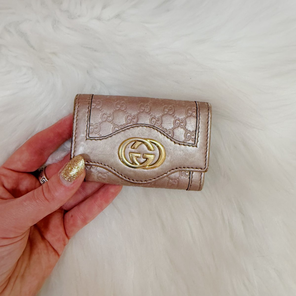 Image of Vintage Gucci Baby Pink Wallet/Key Holder