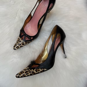 Image of Authentic Dolce & Gabbana Vintage Animal Print Heels - Size 38