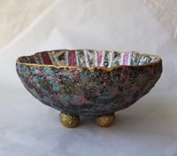 Image 4 of Handmade Decorative Papier-Mache Bowl – Stylized Flower Interior with Gold Rim