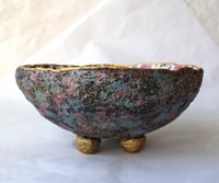 Image 3 of Handmade Decorative Papier-Mache Bowl – Stylized Flower Interior with Gold Rim