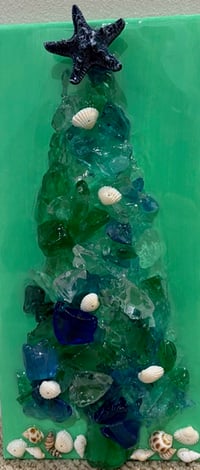 Image 1 of SEA GLASS AND SEASHELL CHRISTMAS TREE ON CANVAS