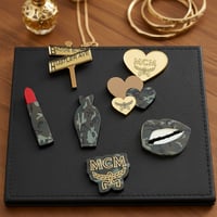 Image 15 of Customized Junk Cellphone Case Options 