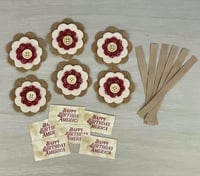 Image 5 of Americana Card Making Kit for Adults to DIY 6 Patriotic Greeting Cards