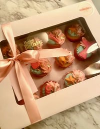 Image 1 of 12 Cupcakes