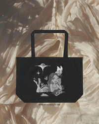 Image 1 of Killer beauty tote