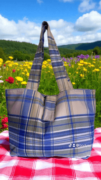 Image 1 of Yeirdesign shoulder bag 