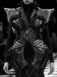 MONOGURUI fake flowers: (KENZO (ft YAMEGU(R)U))