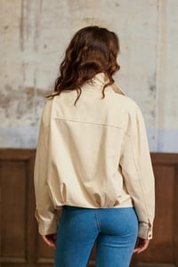 Image 3 of Cazadora Vilay Beige 