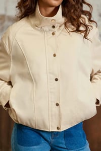 Image 4 of Cazadora Vilay Beige 