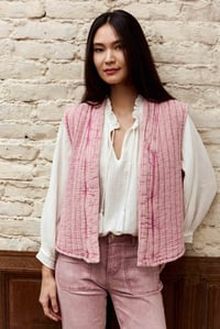 Image 1 of Chaleco Vivie Rosa