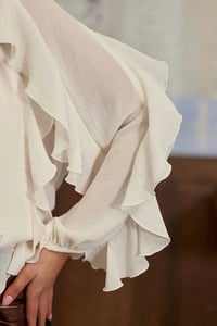 Image 5 of Blusa Bolta Crudo 