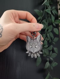 Image 2 of Goth cat keychain