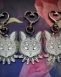 Image 3 of Goth cat keychain