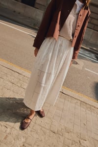 Image 1 of Falda Larga Blanca 