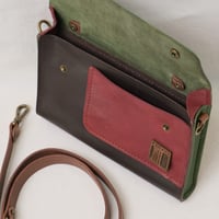 Image 7 of T-Party boxy clutch