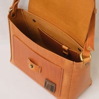 Image 7 of STUDIO LINE Small Box Sling tan