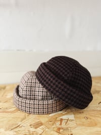 Image 2 of Docker • pied de poule