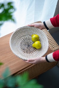 Image 13 of S/2 Kira Woven Seagrass Bowls