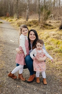 Image 2 of Outdoor Spring Mini Sessions 