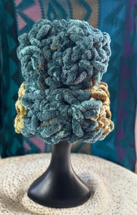 Image 3 of BUBBLES JUMBO HAT