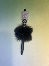 “I like pretty things and the word f*ck” fuzzy black pen