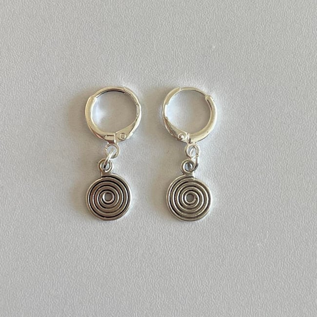 'hypo swirl' silver huggie hoop earrings