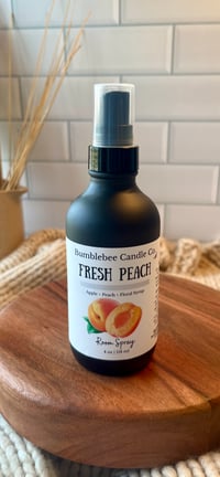 Fresh Peach Room Spray – 4 oz Matte Black Glass Bottle – Apple, Peach & Floral Syrup