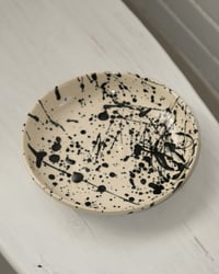 Image 1 of Spiral Plate in Ink Splatter 7 1/2″