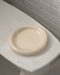 Image 1 of Chunky Plate in Ivory Gloss, Small glaze defect 