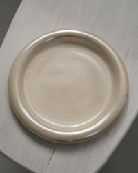 Image 2 of Chunky Plate in Ivory Gloss, Pearl
