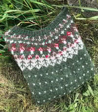 Image 1 of Toadstool - Icelandic wool sweater - Pine green - Preorder