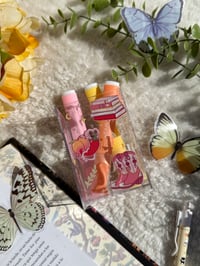 Image 4 of Portalápices All Booked Up