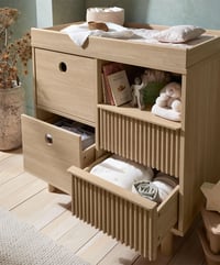 Image 4 of Mamas & Papas Oska Nursery Furniture - Oak