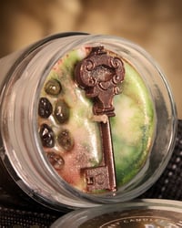 Image 4 of Vela Outlander