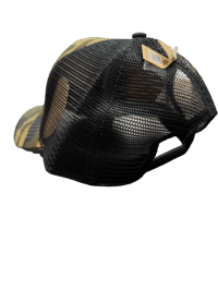 Image 4 of Gorra trucker Bordado DEUS VULT